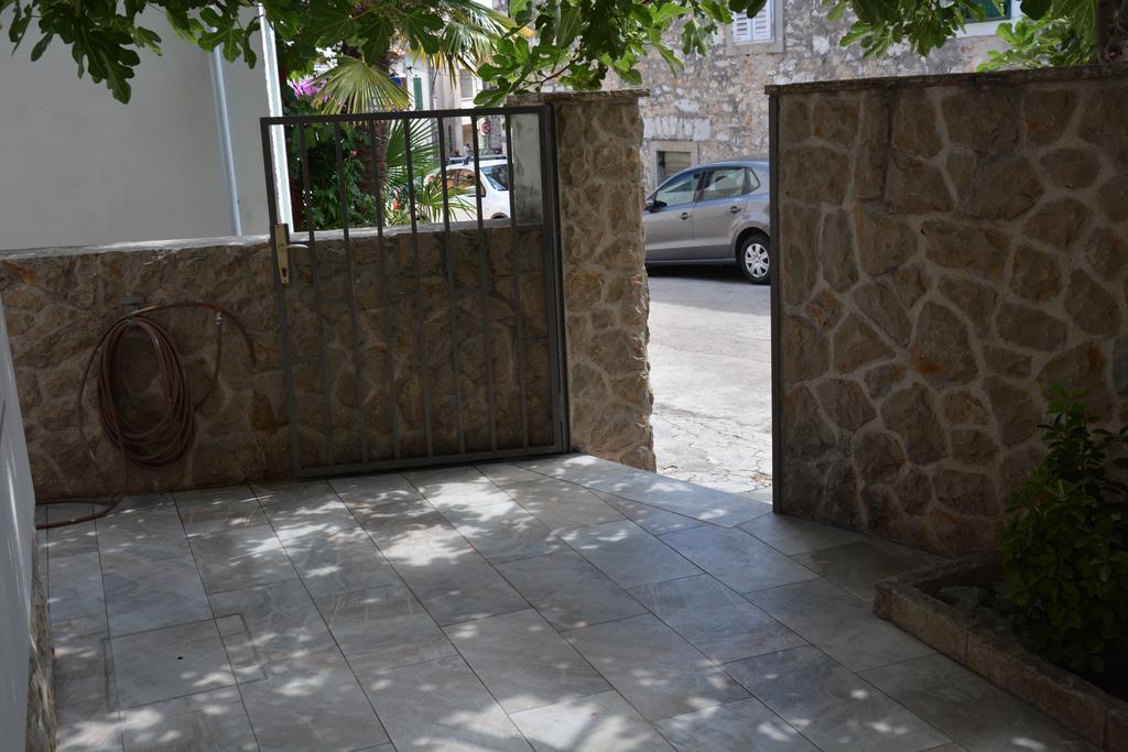 Cvita Apartment Vodice Exterior foto